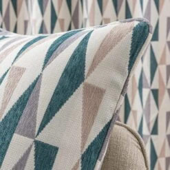 Elements Triangle Cushion 22 Elements Triangle Cushion -Household Items Store 30705171 alt01